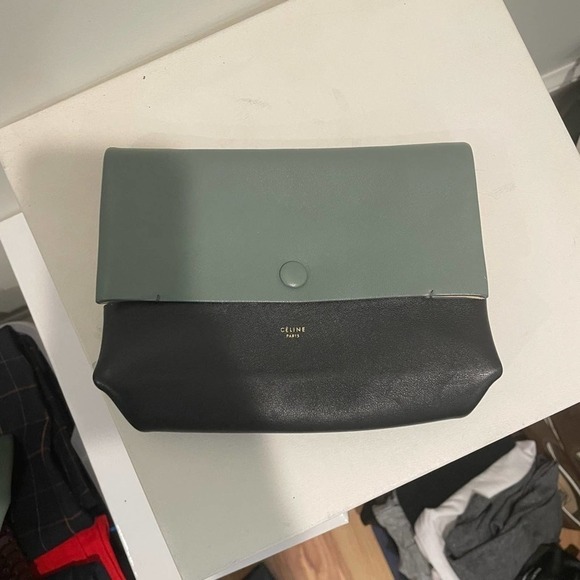 Celine all soft tote bag, in sage multi whit the mini pocket 100% Authentic - Picture 8 of 9